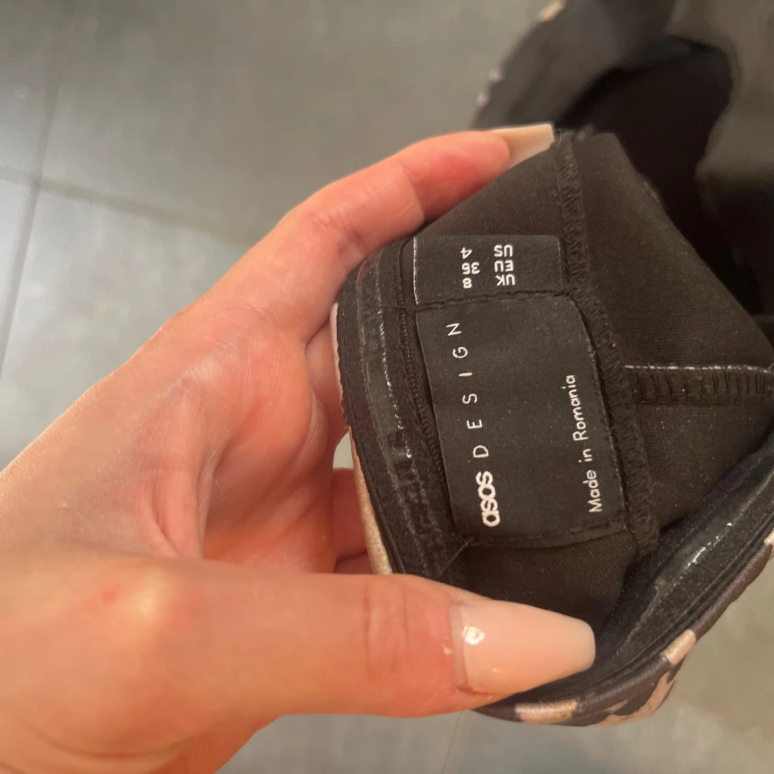 Korsett med leopard  - 91