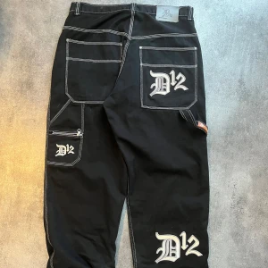 D12 eminem jeans  - Ganska bra Skick Storlek 36  Skriv privat om ni har flera frågor<3