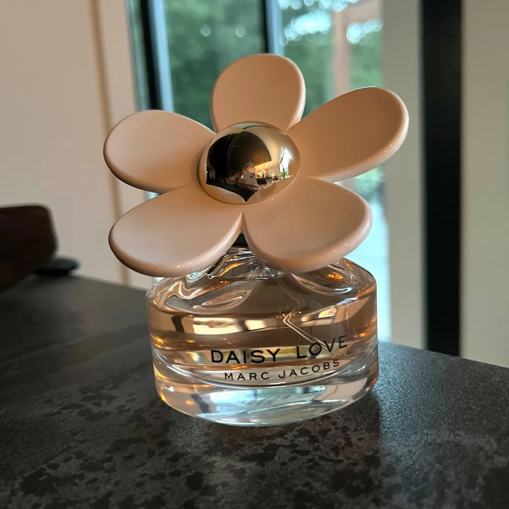 Marc Jacobs parfym 50ml Ny och aldrig använd💞. Skönhet.