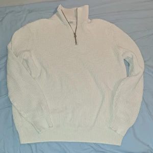 Zara half zip beige  - Nypris 500kr L herr utan defekter  