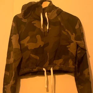 Hoodies  - Hoodies från Hollister, använt någ gg. Nästan ny 🏷️