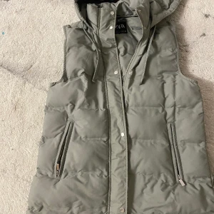 Lång väst - Helt ny 