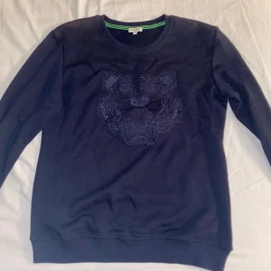 Kenzo crewneck - Jätte fin kopia max använt 1-2 gånger 