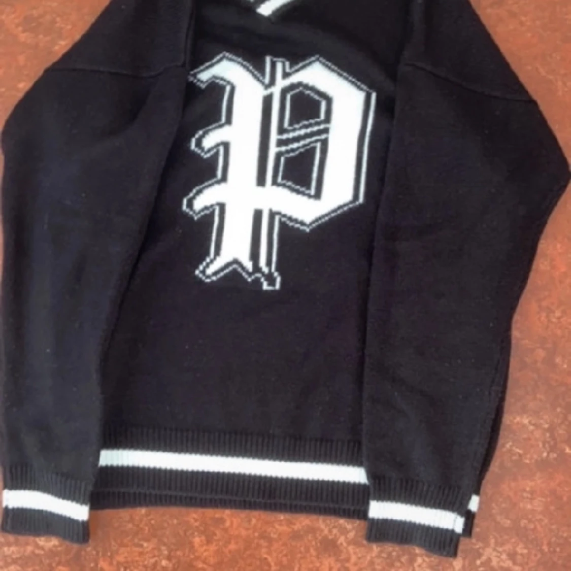 Tröja med coolt tryck