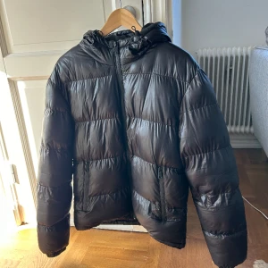 Puffert jacket  - En skön jacka inte använd mycket bra skicka storlek S 