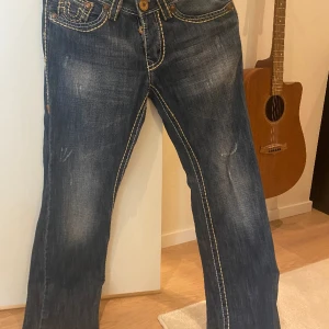 True Relgion jeans - True Relgion jeans i utmärkt skick!
