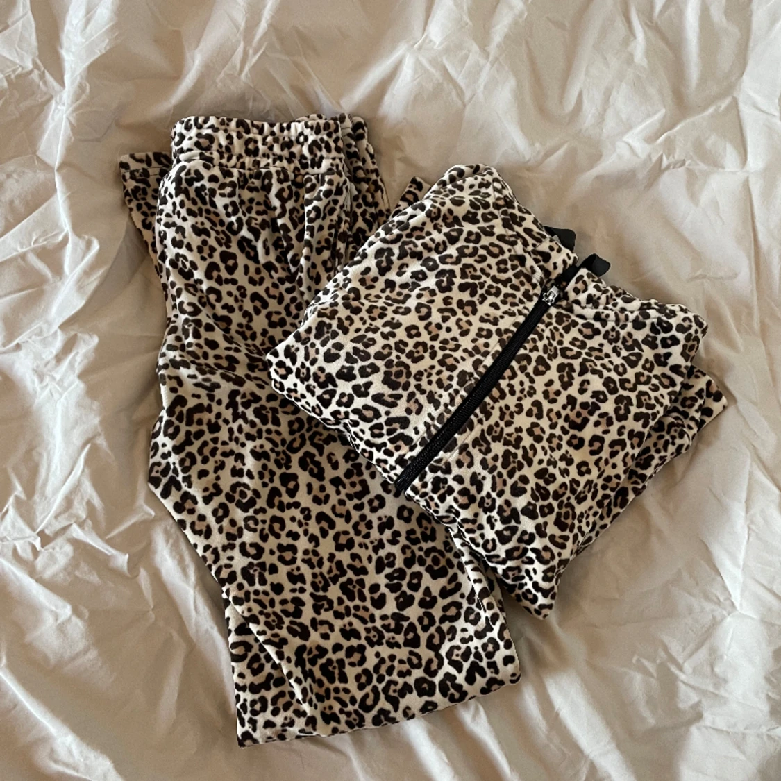 Leopardmönstrat mjukis set