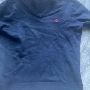 Morris tröja - Morris tröja storlek M den är extremt liten för sin storlek skulle säga att den passar Xs och neråt. 