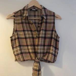 Knytblus  - Storlek S