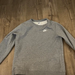 Nike tröja - Aldrig använd, Billigt pris för snabb affär