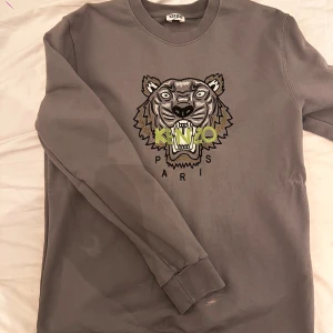 Kenzo - Använd få gången, säljer den för den används inte längre 