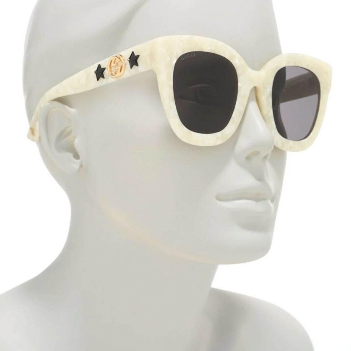 Gucci solglasögon  - 93