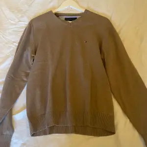 Timmy Hilfiger sweatshirt S/M i storleken