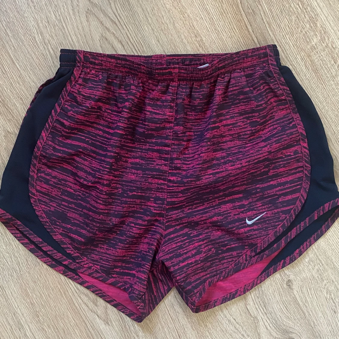 Nike Shorts - 90