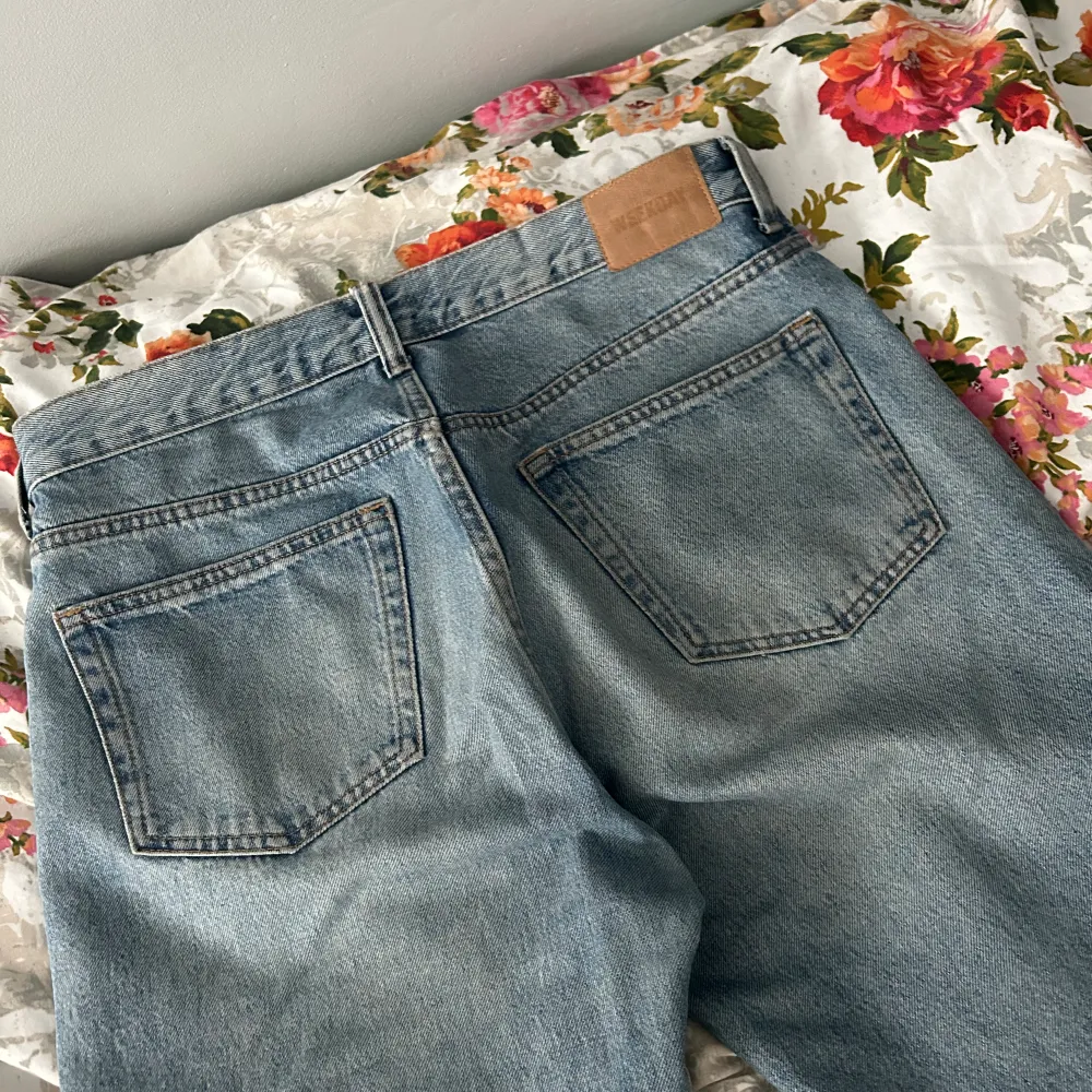 Week day jeans nypris 899kr. Storlek 30/32. Jeans & Byxor.