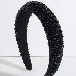 Svart diadem - Säljer detta jättefina svarta diadem som är helt oanvänt!! 🩷