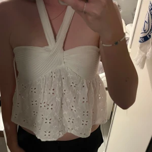 Top - Jättefin från zara, köptes för 2 år sedan! Men kommer inte till användning❤️
