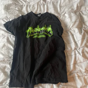 Thrasher t shirt - Thrasher t shirt. Storlek Medium men är som small