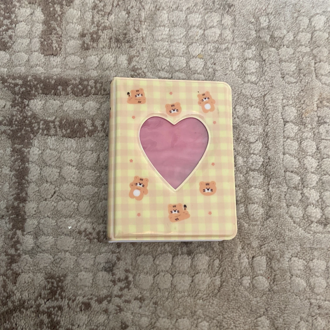 Gul och rosa plånbok med kattmönster - 93