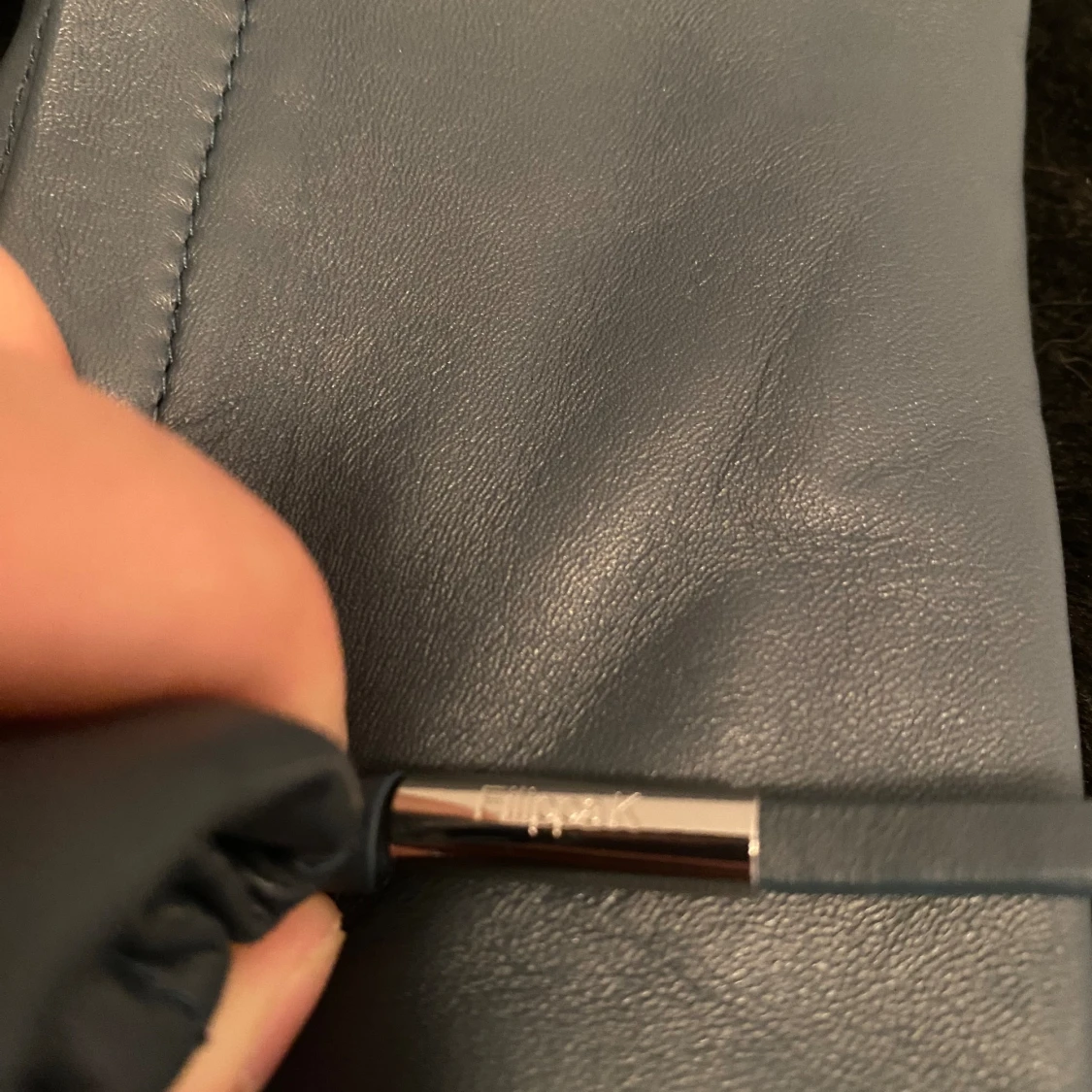 FILIPPA K vantar  - 90