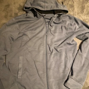 Zip - Dressmann zip storlek M. Nyskick 