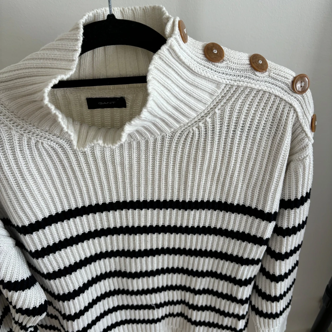 Gant stickad tröja i M - 90