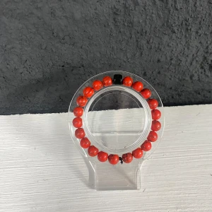 Pärlarmband  - Kan även göra Custum men dom kostar 75kr istället för 50kr  Bara skov och fråga isåfall 