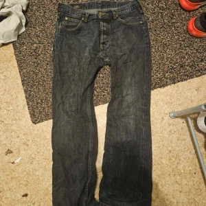 Fina jeans stl 30-33 - Fina jeans. Stl 30-33