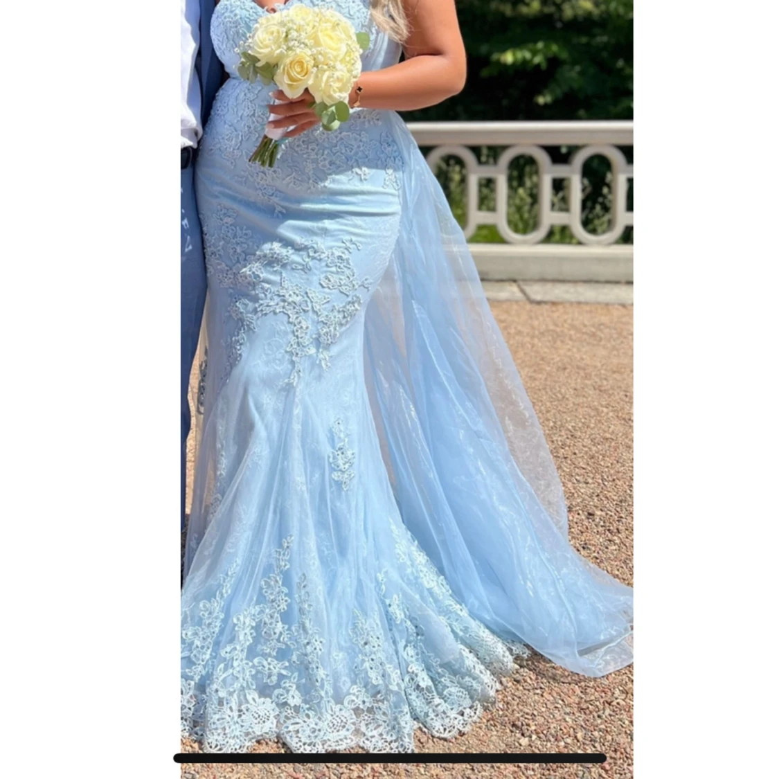 En festklänning  - 91