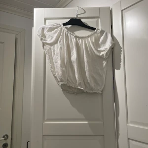 Bubbeltröja - Bra skick inte sliten