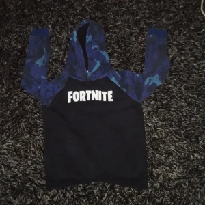 Fornite hoodie - Blå svart hoodie