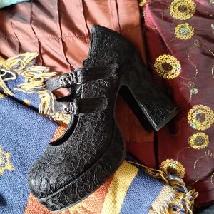 Demonia gothica-09 - Demonias i nyskick i storlek 36.