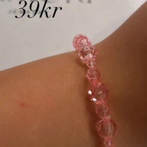 Armband  - Handgjort armband 🩷