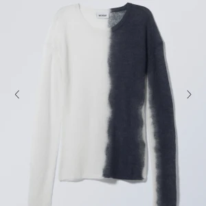 Jättesnygg weekend tröja  - Aldrig använd slutsåld tröja från weekday❣️