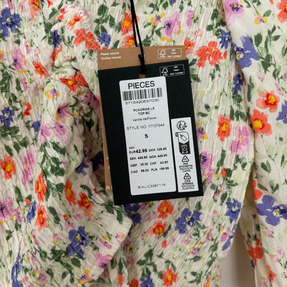 Ny topp från pieces strl small - 90