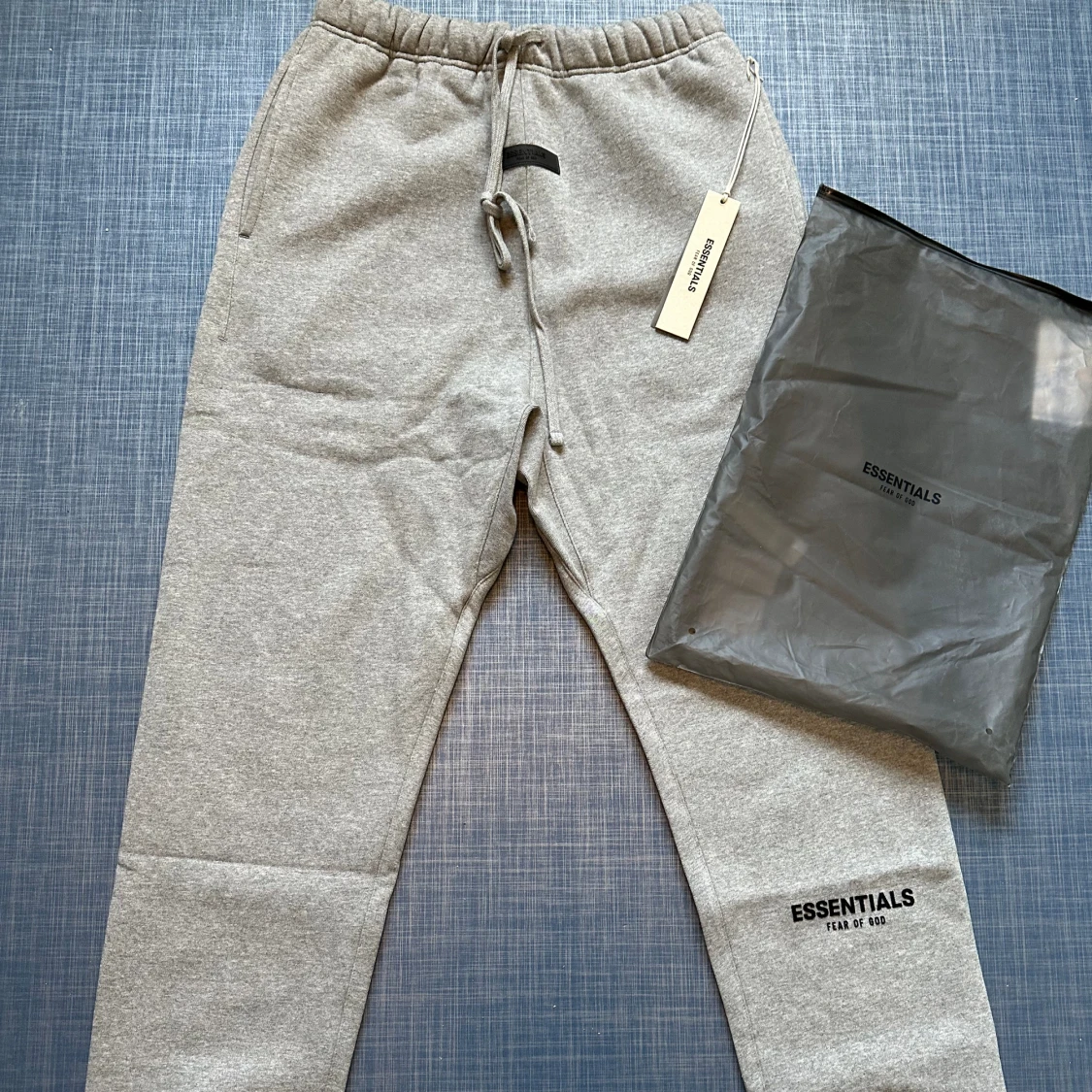 Fear of God (FOG) Essentials Sweatpants (SS22) Dark Oatmeal