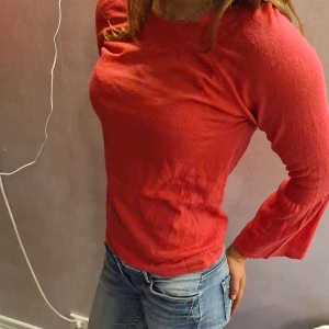 Tröja - Säljer denna tröja då den inte används🥰