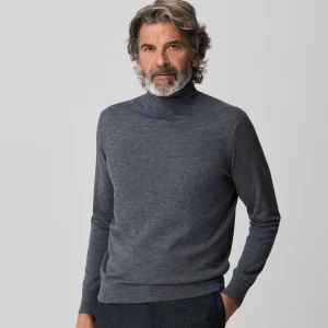 Grå Kashmir Polotröja Rose & Born - Nypris: 3495 kr  Mycket bra skick!  Storlek: L (kan passa M)  100% Kashmir 