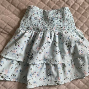 Jättesöt kjol!💓 - Strl 146-152 men passar mig som vanligtvis brukar ha strl S💓💓