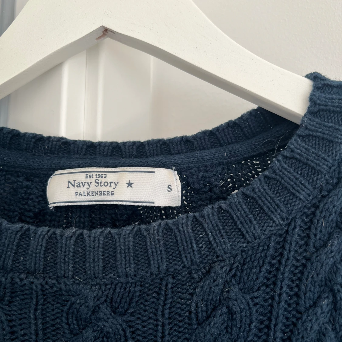 Kabelstickad tröja - 90