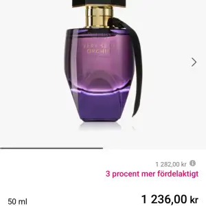 Säljer denna oöppnade very Sexy Orchid parfymen från Victoria secret! Nypris 1200kr