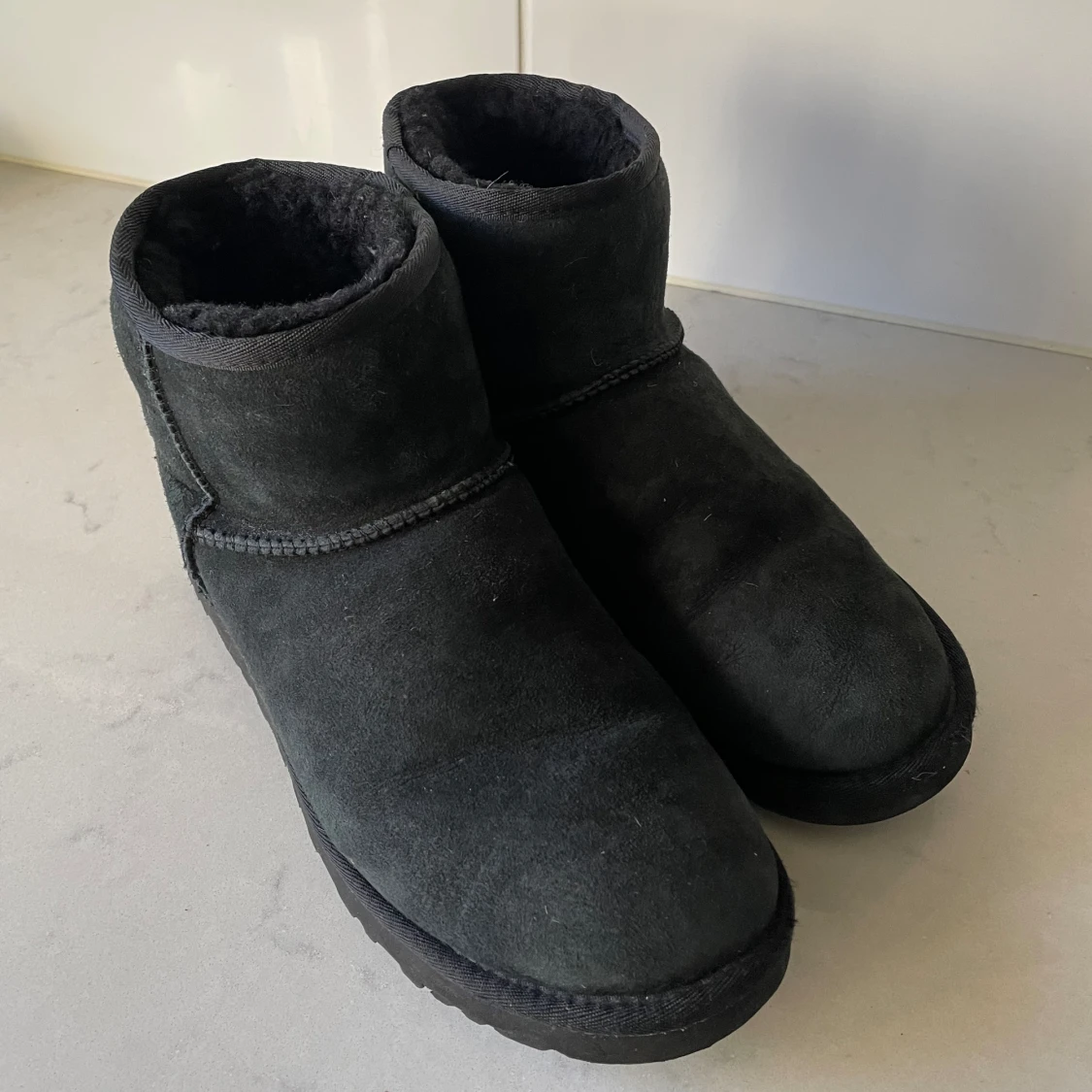 UGG Classic/ svart