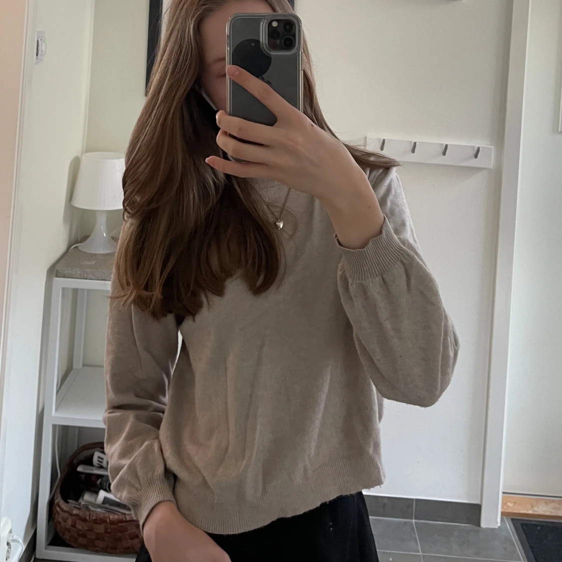 Beige stickad tröja