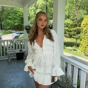 Moa Mattsson klänning - Populär klänning från Moa Mattssons kollektion med NA-KD, oanvänd med alla lappar kvar Budgivning i kommentarerna