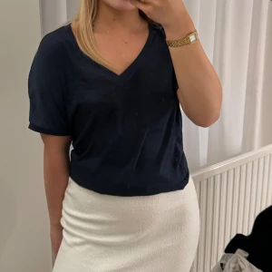 Blus - Blus i storlek S helt ny, skriv privat vid intresse. Gratis frakt💕