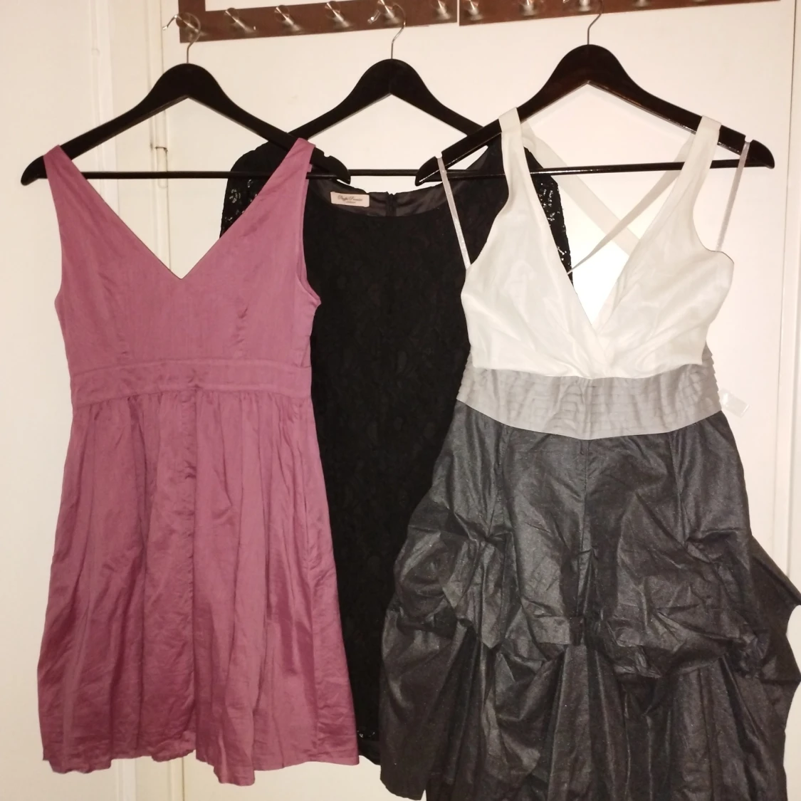 Tre klänningar stl 36 och S