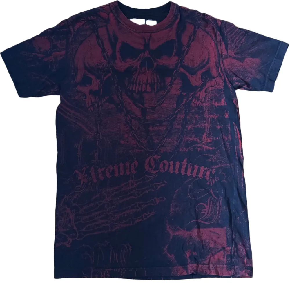 skitfet xtreme couture t-shirt bow wow🧙‍♂️🧙‍♂️🌋🎠. T-shirts.