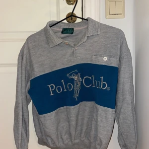 Polo - sweater - Sweatshirt Liten i storlek Kort