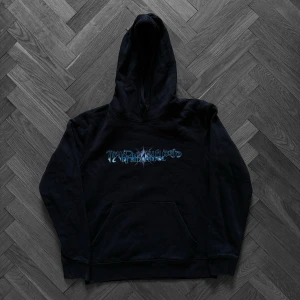 Thaiboy Digital DJ Billybool Hoodie - Thaiboy Digital DJ Billybool Hoodie Size S  Lenght 60cm Arm lenght 62cm Shoulder to Shoulder 44cm Armpit to armpit 52cm