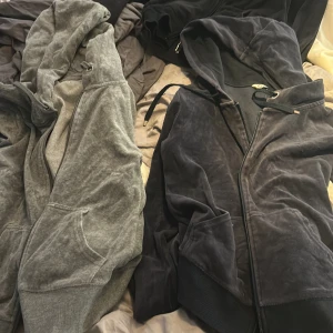 Velour kofta - Velour koftor 70kr st eller båda för 100